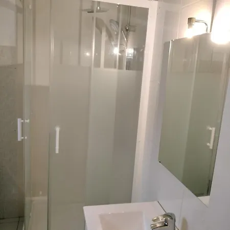 Apartman Cosy Avec Patio En Rdc *